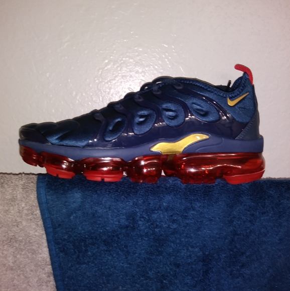 olympic vapormax plus